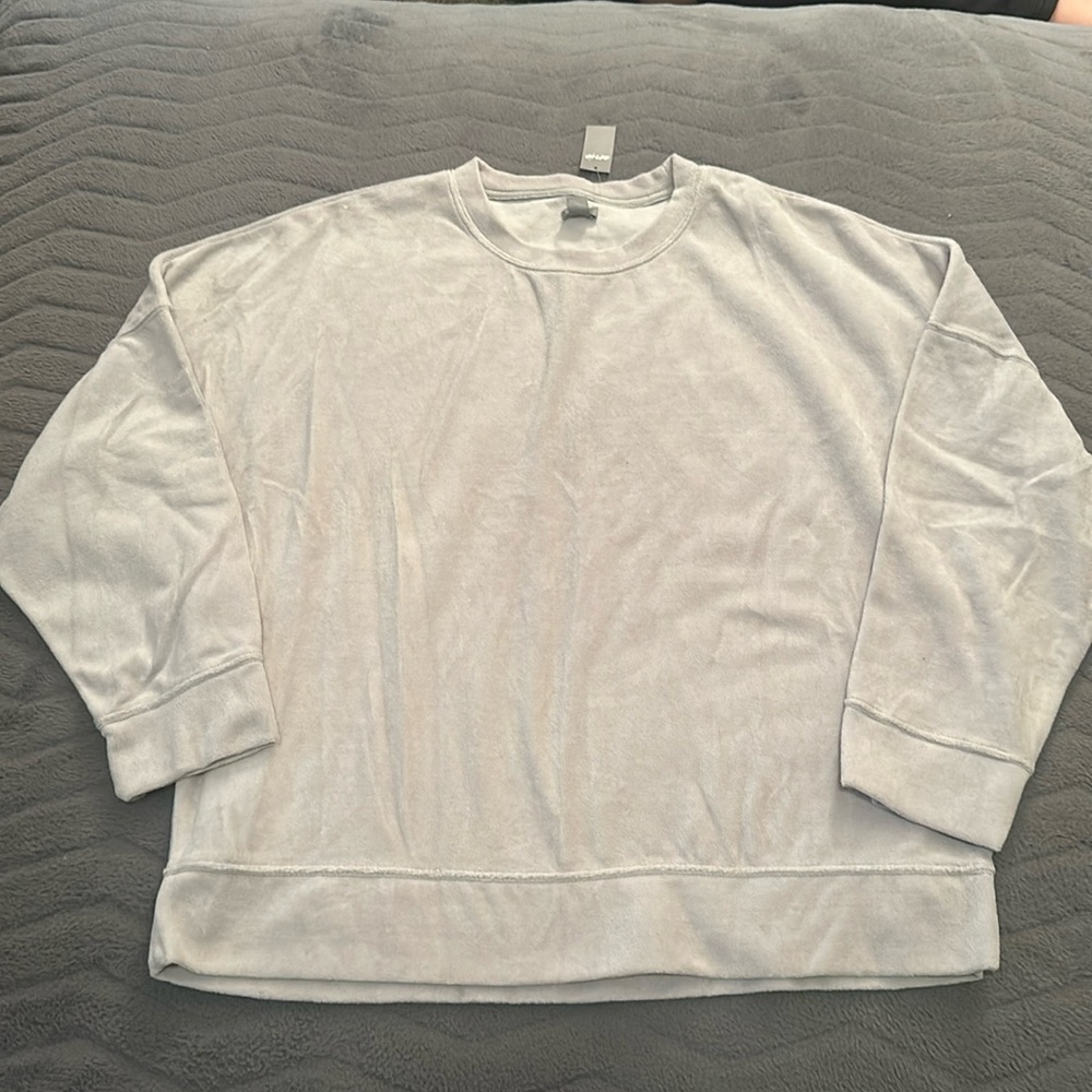 Aerie top